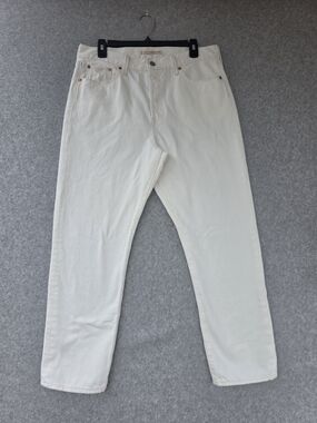 Levi's Premium Women's Cream/Off White Color Wedgie Straight Fit Size 32x28